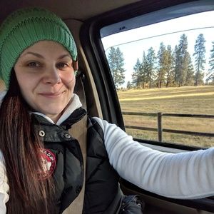 Meet your Posher, Lorissa